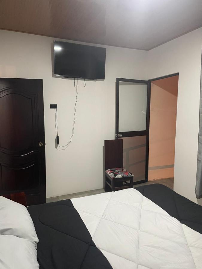Bunker593 Inn Тена Екстер'єр фото