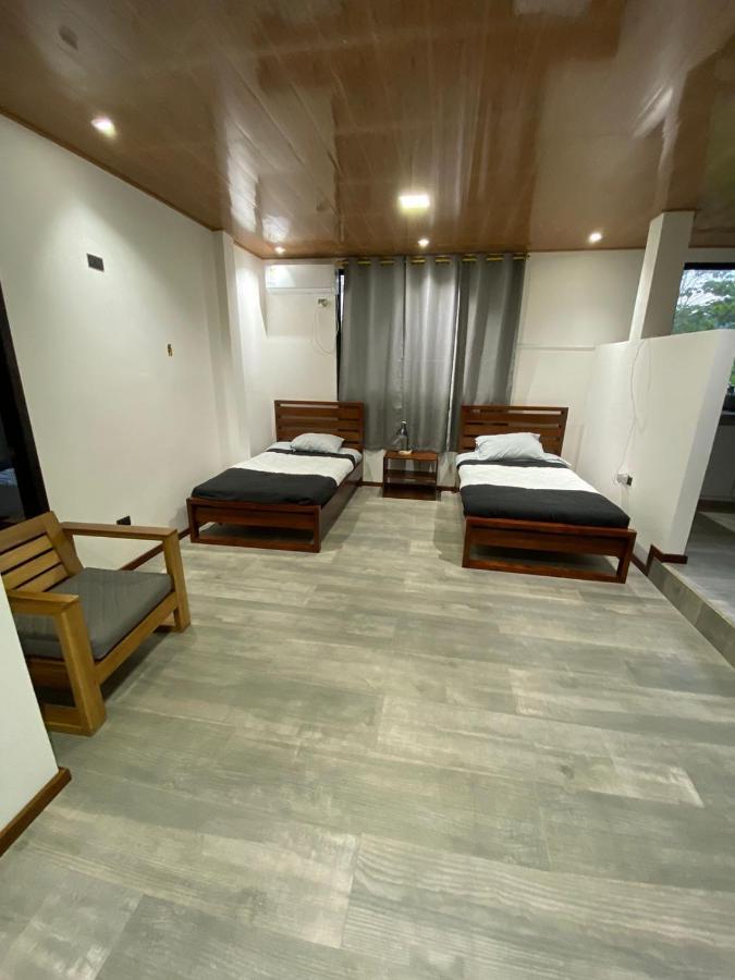 Bunker593 Inn Тена Екстер'єр фото